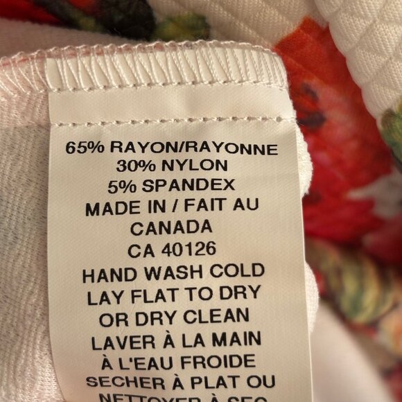 HAZEL MAE WHITE BACKGROUND AND BEAUTIFUL FLORAL PATTERN DRESS, SZ. M, NEW - Picture 8 of 8